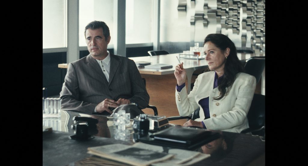 Ο Στεφάν Ντεμουστιέ για τον «Άγνωστο της Μεγάλης Αψίδας»: Όταν η αρχιτεκτονική γίνεται κινηματογραφικό θρίλερ