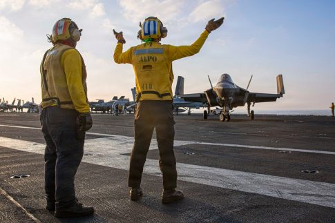 Μητσοτάκης: Στα 920 ευρώ ο κατώτατος μισθός από 1η Απριλίου – Μηνιαία αύξηση 40 ευρώ από πέρυσι