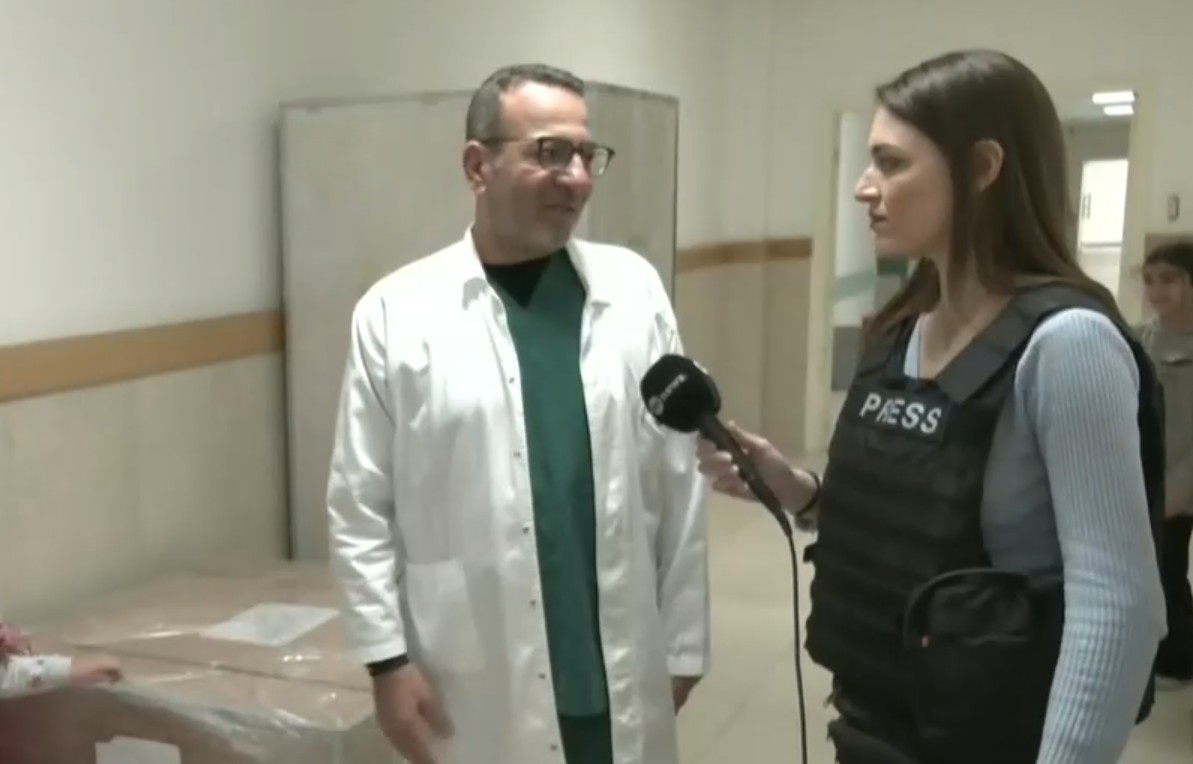 Τo ΕΡΤnews στο μεγαλύτερο νοσοκομείο της Ναμπατίγιε στο νότιο Λίβανο: Γιατροί και νοσηλευτές έχουν μεταφέρει όλη τη ζωή τους εκεί