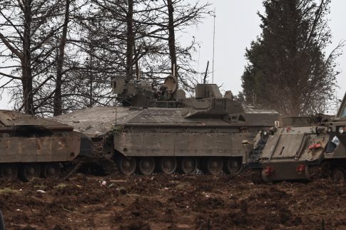 Γ. Μπαμπινιώτης στο Πρώτο: Δεν πείσαμε τους νέους για την αξία της γλώσσας – Ο ελληνισμός είναι <strong>ανθρωποκεντρικός</strong> (audio)