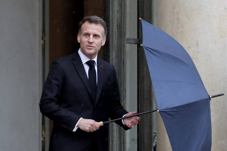 Σκληρό μήνυμα Μακρόν προς Ρωσία: Μην περιμένετε «ανάσα» στην Ουκρανία λόγω της κρίσης στη Μέση Ανατολή