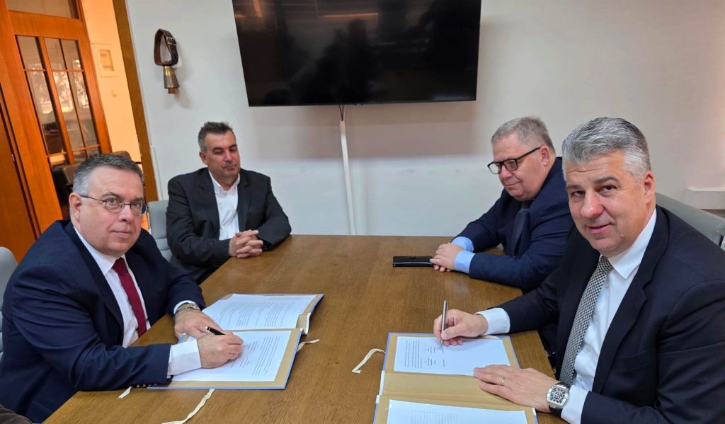 Συστηματοποιούν τη συνεργασία τους Αποκεντρωμένη Διοίκηση Μακεδονίας-Θράκης και Περιφέρεια Αν. Μακεδονίας-Θράκης