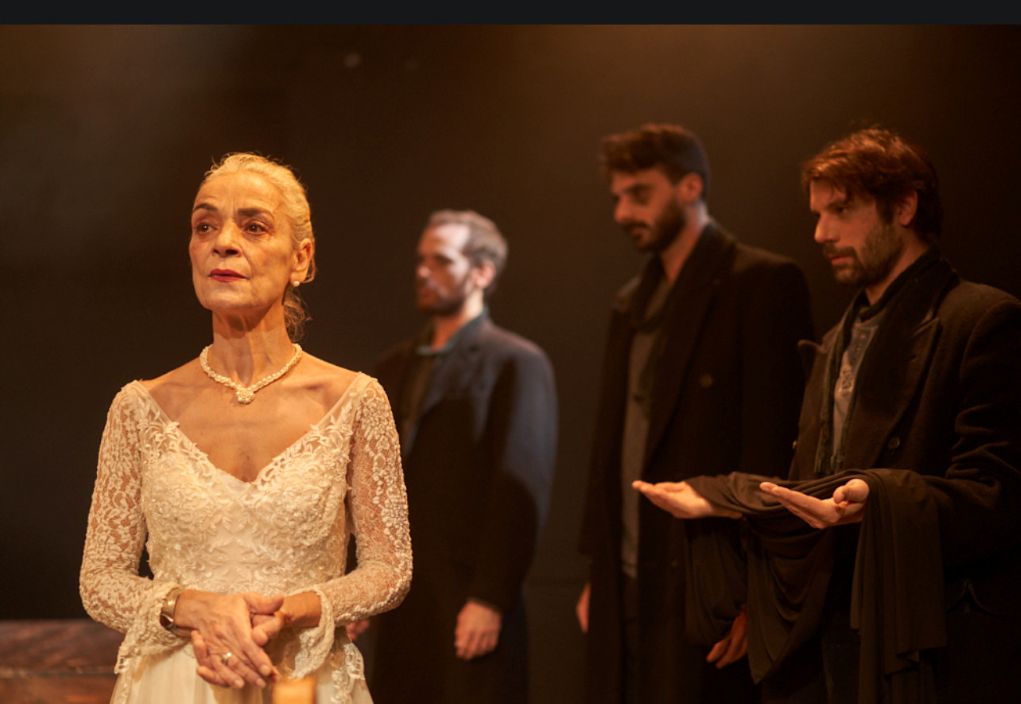 Η πολυβραβευμένη παράσταση «Οιδίπους Τύραννος» στο ΔΗΠΕΘΕ Σερρών