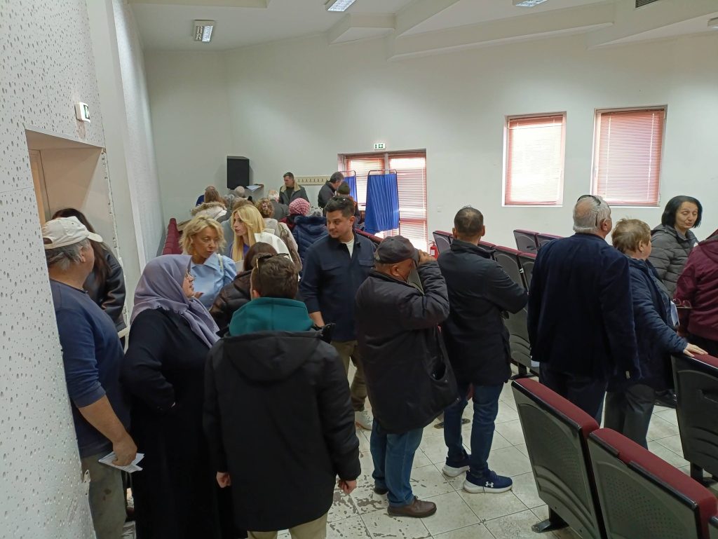 Ροδόπη: Σε εξέλιξη η εκλογή συνέδρων του ΠΑΣΟΚ-ΚΙΝΑΛ