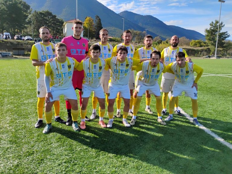 Μία ανάσα από τον τίτλο ο Πανθυρεατικός – Μάχη παραμονής στα play out 