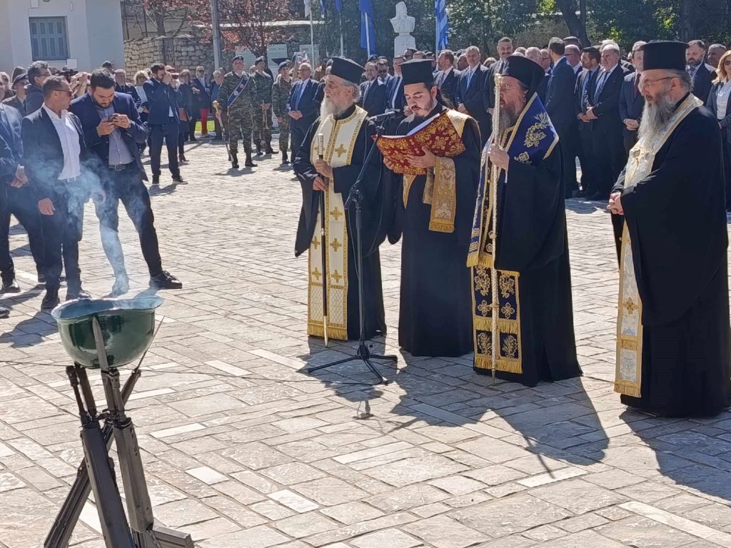 Στο Μεσολόγγι για τον εορτασμό της 25ης Μαρτίου ο Ν. Δένδιας: “Η ιστορική μνήμη οδηγός ευθύνης για το παρόν και το μέλλον”