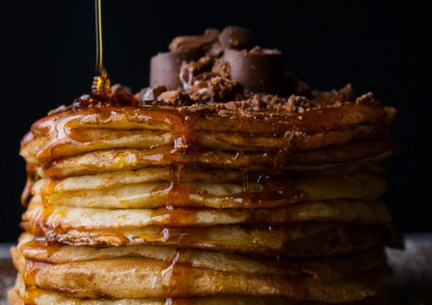 Η Χεζμπολάχ εκτόξευσε πυραύλους και drones προς το Ισραήλ – Ο ισραηλινός στρατός σφυροκοπά υποδομές της οργάνωσης