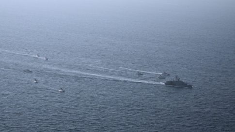 Άσκηση αλεξιπτωτιστών στο Μάλεμε Χανίων: Άλματα συντήρησης από ελικόπτερο Chinook στο ιστορικό αεροδρόμιο