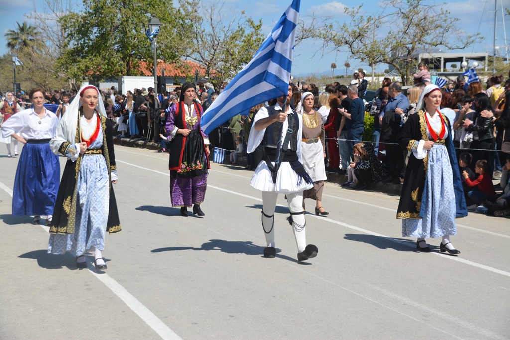 Με συμμετοχή και συγκίνηση ο εορτασμός της 25ης Μαρτίου στην Ήπειρο