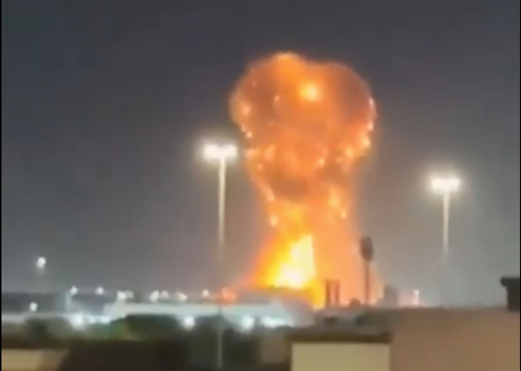 Η Σαουδική Αραβία αναχαίτισε πυραύλους που εκτοξεύτηκαν προς το Ριάντ και ντρόουν που κατευθυνόταν σε εργοστάσιο φυσικού αερίου