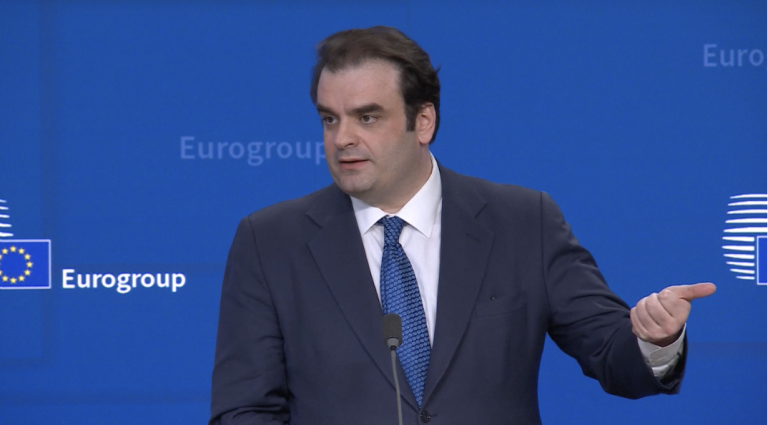 Ο Κ. Πιερρακάκης προειδοποιεί για παρατεταμένη ενεργειακή αναταραχή και αφήνει ανοιχτό το ενδεχόμενο χρήσης στρατηγικών αποθεμάτων