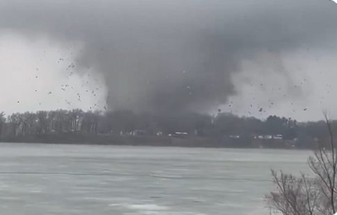 Πόλεμος στη Μέση Ανατολή: Η μεγαλύτερη εβδομαδιαία άνοδος στη διεθνή τιμή πετρελαίου από το 2022