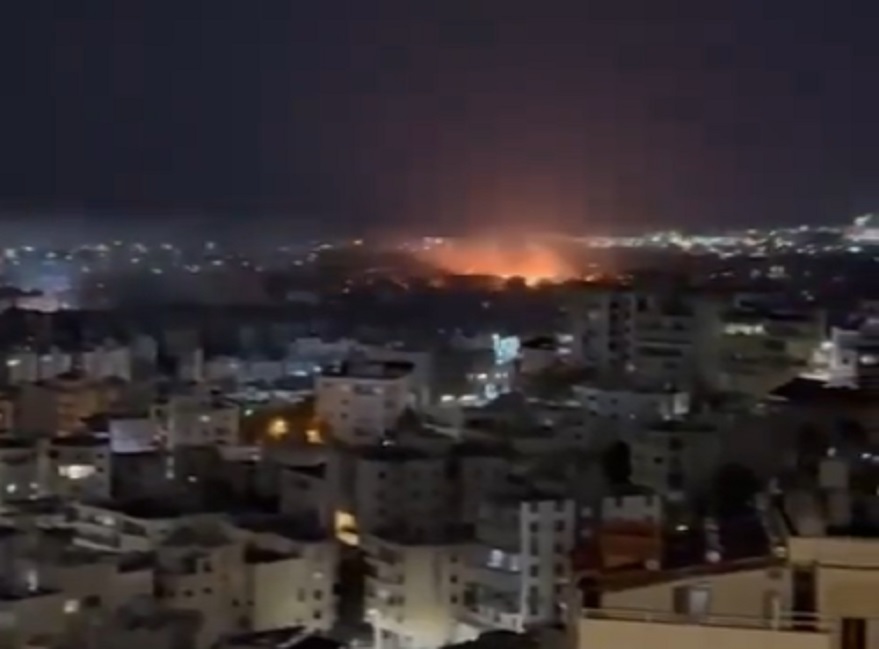 Συναγερμός στο Κουβέιτ: Drones έπληξαν δεξαμενή καυσίμων Συναγερμός στο Κουβέιτ: Drones έπληξαν δεξαμενή καυσίμων