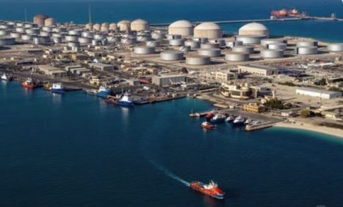 Επλήγη ιρανική φρεγάτα από υποβρύχιο ανοικτά της Σρι Λάνκα – 101 αγνοούμενοι και 78 τραυματίες