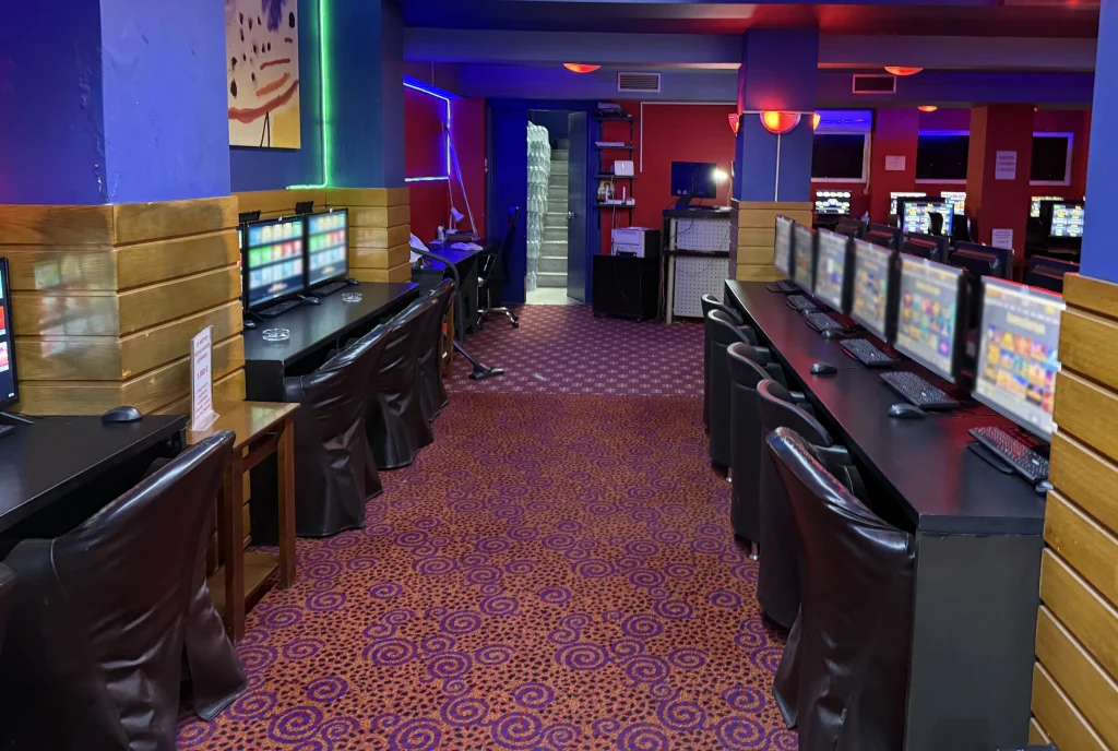 Πώς λειτουργούσε το κύκλωμα με τα παράνομα τυχερά παιχνίδια – Πάνω από 16 εκατ. ευρώ τα παράνομα κέρδη