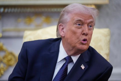 Ιράν: Ισοπεδώθηκε το κτήριο του Συμβουλίου των Σοφών – Σφυροκόπημα σε Τεχεράνη και Λίβανο