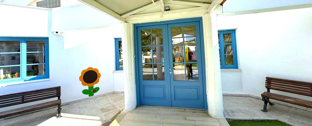 Νέα ενεργειακά κουφώματα στο 1ο Νηπιαγωγείο Σκιάθου