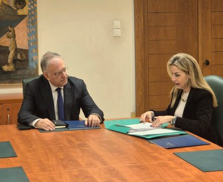 ΥΠΑΑΤ: Διευκρινίσεις για τα μέτρα περιορισμού μετακινήσεων αιγοπροβάτων σε περιοχές που έχουν πληγεί από την ευλογιά