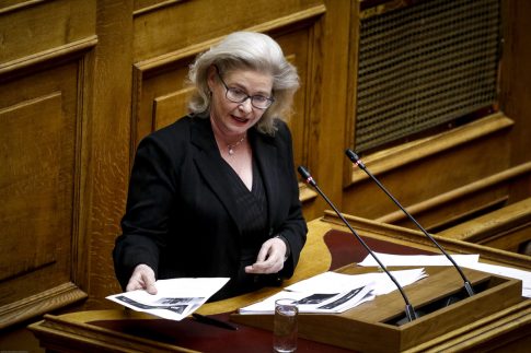 Η ανάγκη μας να πιστεύουμε <bro> μια θετική είδηση