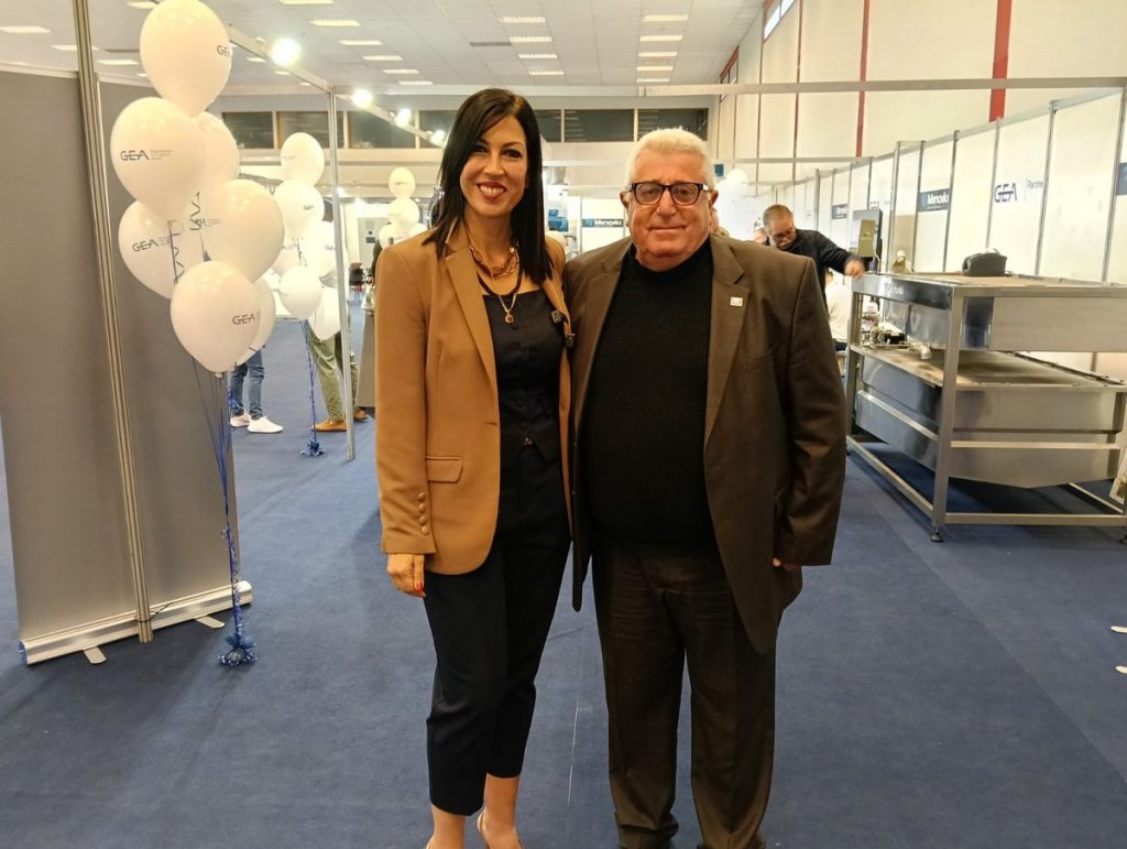 Δυναμική παρουσία του Νοτίου Αιγαίου στο 11ο Φεστιβάλ Ελαιολάδου και Ελιάς