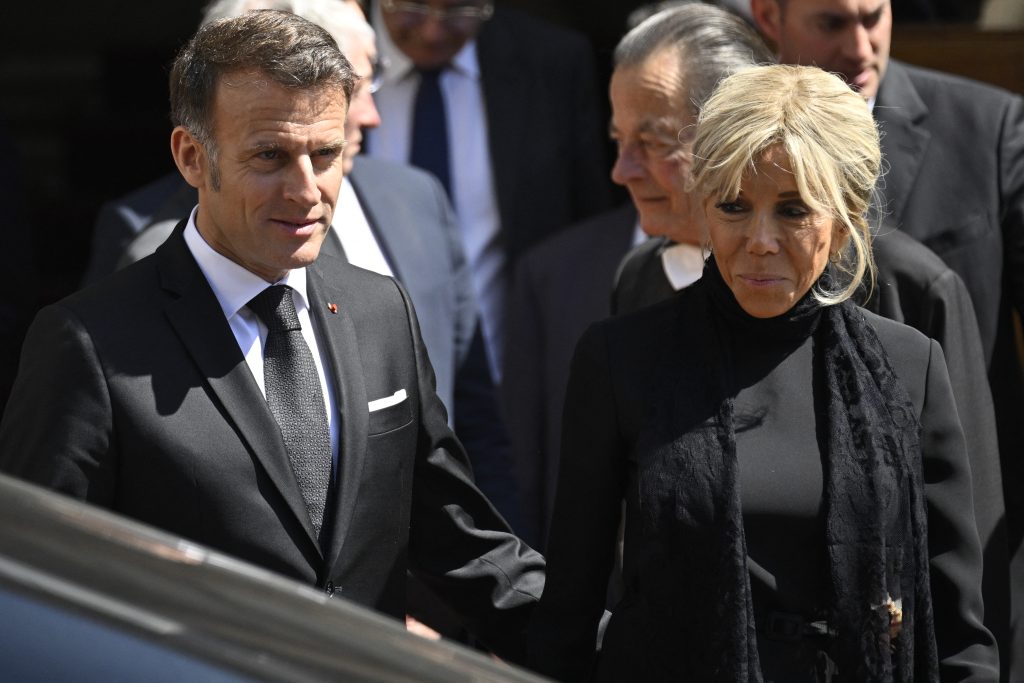 Ιδιωτική επίσκεψη του Γάλλου προέδρου Εμανουέλ Μακρόν στη Ρώμη – Συνάντηση με τον Πάπα Λέοντα ΙΔ΄