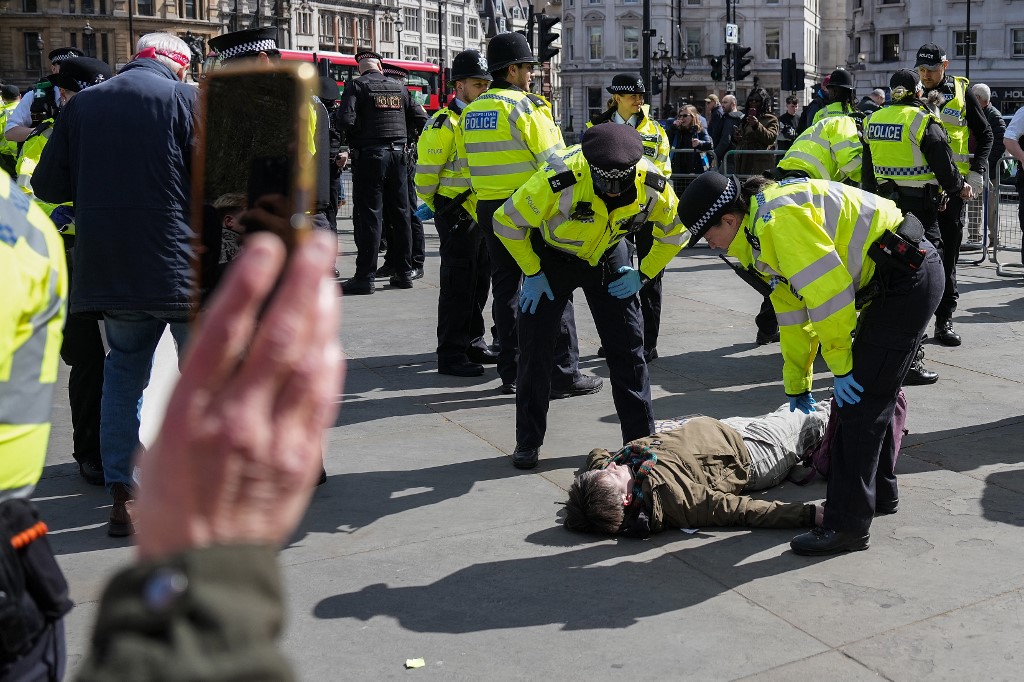 Λονδίνο: Πάνω από 500 συλλήψεις σε διαδήλωση υπέρ της Palestine Action – Ανάμεσά τους και ο τραγουδιστής των Massive Attack