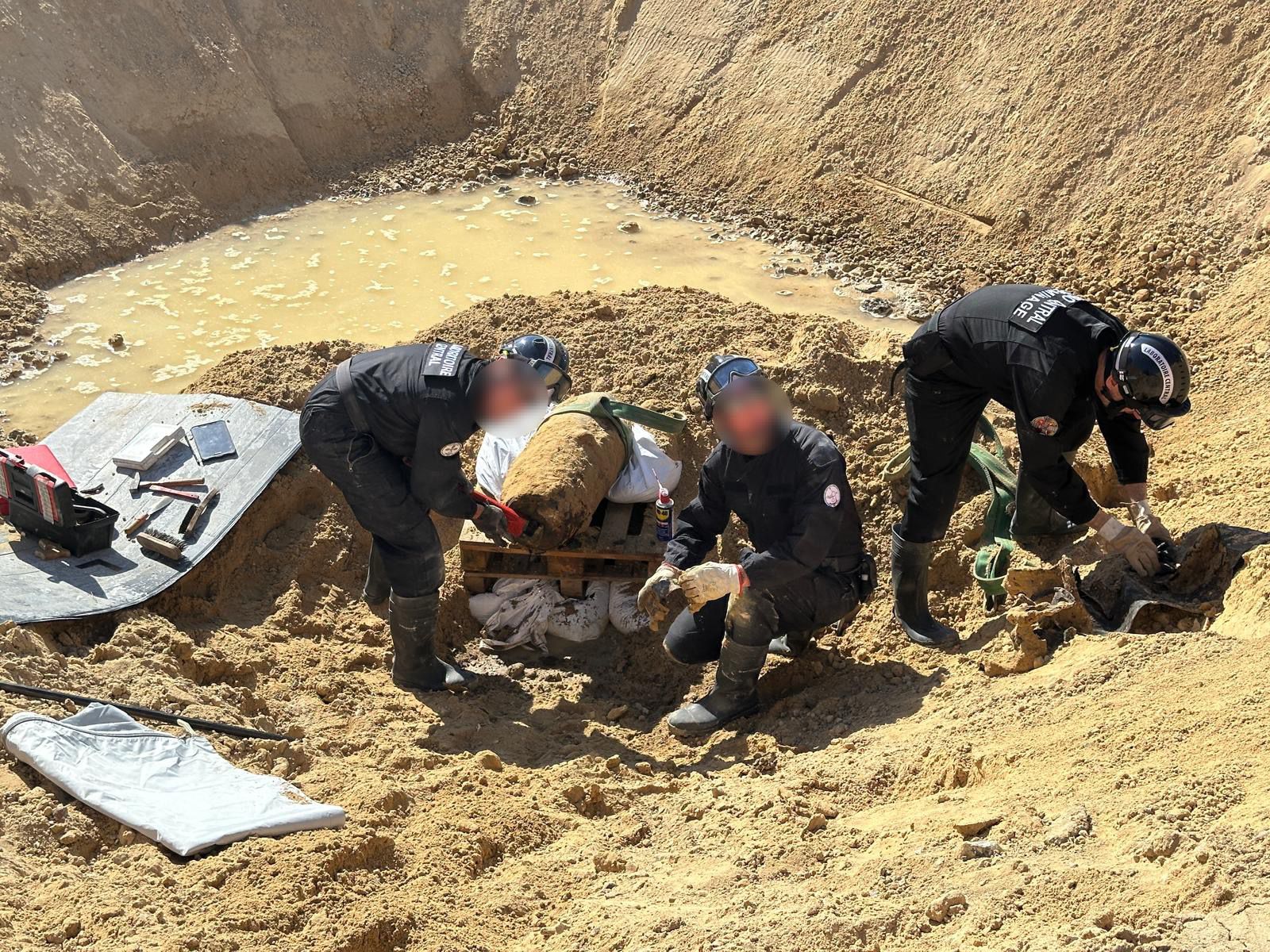 Γαλλία : Ελεγχόμενη έκρηξη βόμβας του Β’ Παγκοσμίου Πολέμου κοντά στο Παρίσι