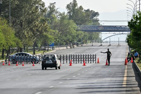 Γουίτκοφ και Κούσνερ μεταβαίνουν σήμερα στο Πακιστάν για συνομιλίες με τον Αραγτσί