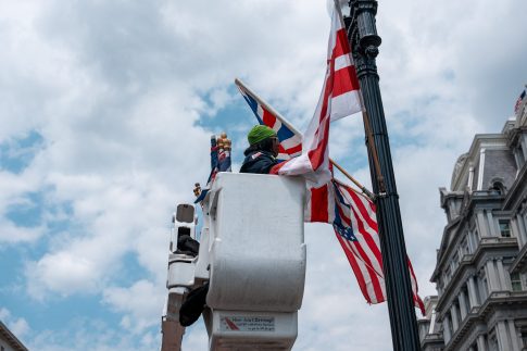 Γάζα: Δεκαεπτά χώρες, ανάμεσά τους <strong>η Σαουδική Αραβία, το Κατάρ και η Αίγυπτος</strong>, καλούν τη Χαμάς να παραδώσει τα όπλα
