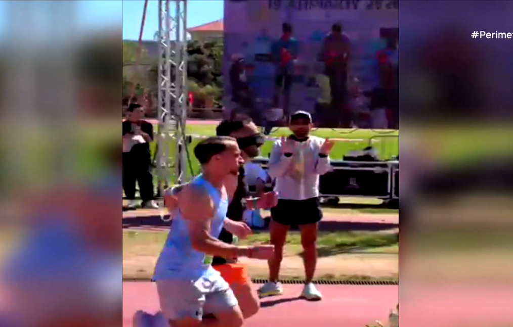 Ο Έλληνας μαραθωνοδρόμος  που έτρεξε με κλειστά μάτια