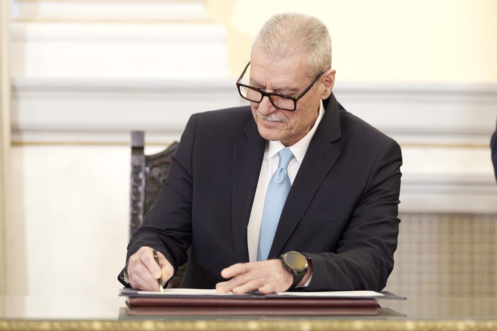 Ορκίστηκαν τα νέα μέλη της κυβέρνησης Σχοινάς, Τουρνάς και Λαζαρίδης