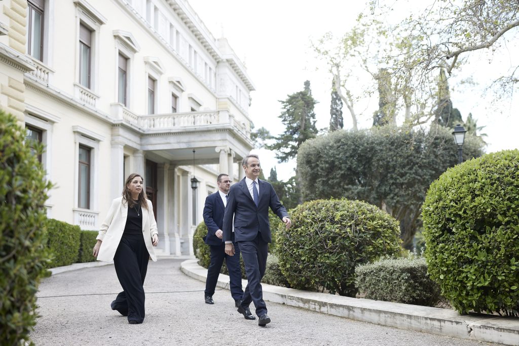 Ορκίστηκαν τα νέα μέλη της κυβέρνησης Σχοινάς, Τουρνάς και Λαζαρίδης