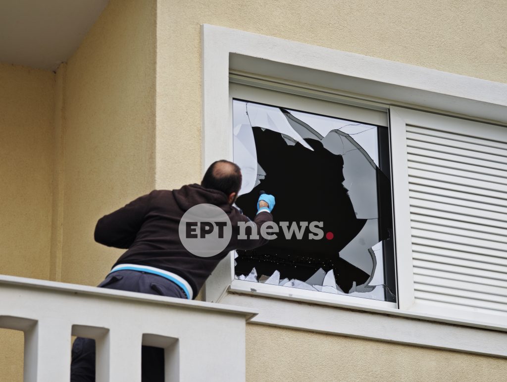 Επεισοδιακή καταδίωξη διαρρηκτών με πυροβολισμούς στη Βάρη – Βίντεο ντοκουμέντο από τη στιγμή που φεύγουν με τα κλοπιμαία