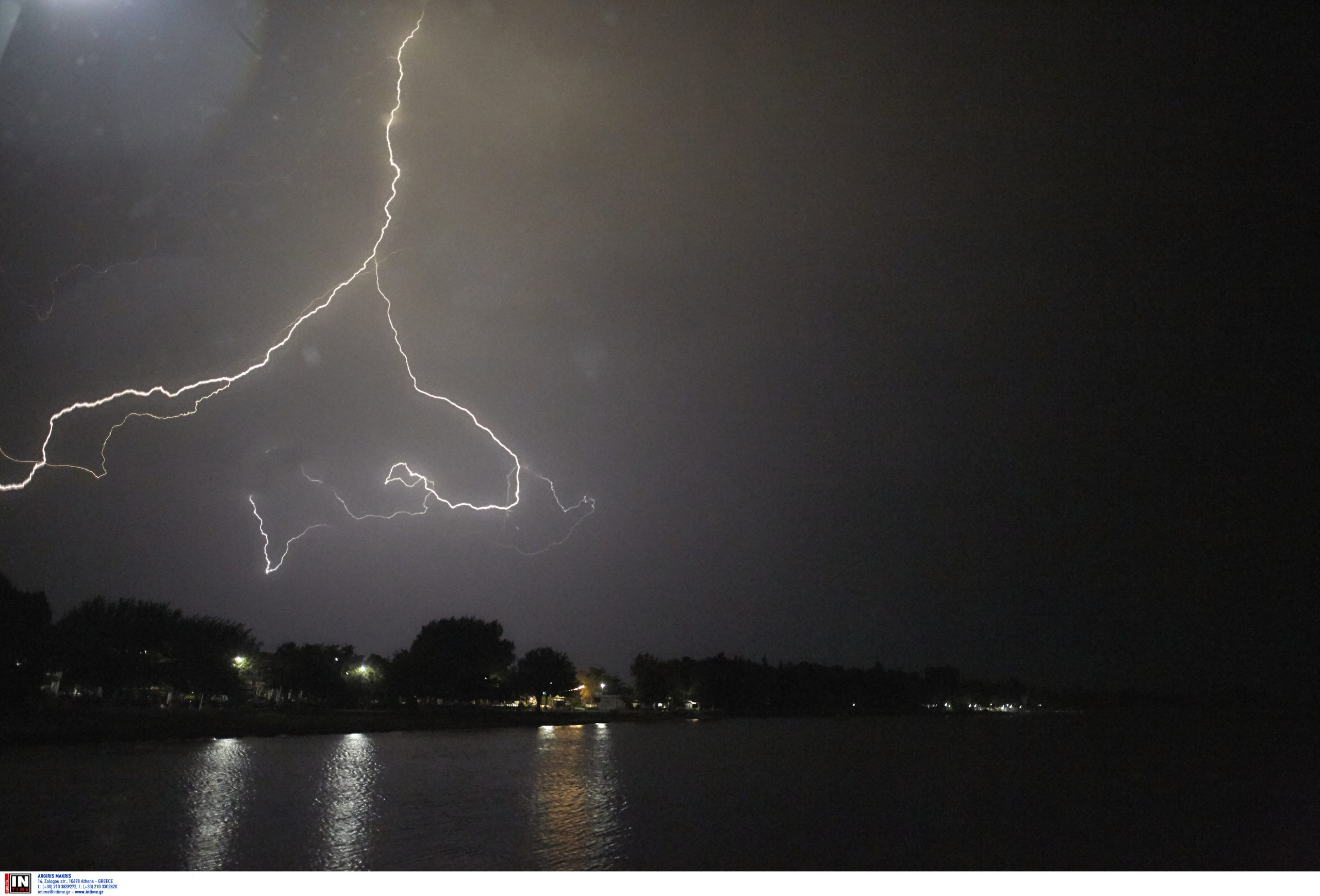 Η Ρόδος στο έλεος της κακοκαιρίας Erminio – Σύσταση για περιορισμό μετακινήσεων – Προβλήματα στα δρομολόγια πλοίων και αεροπλάνων