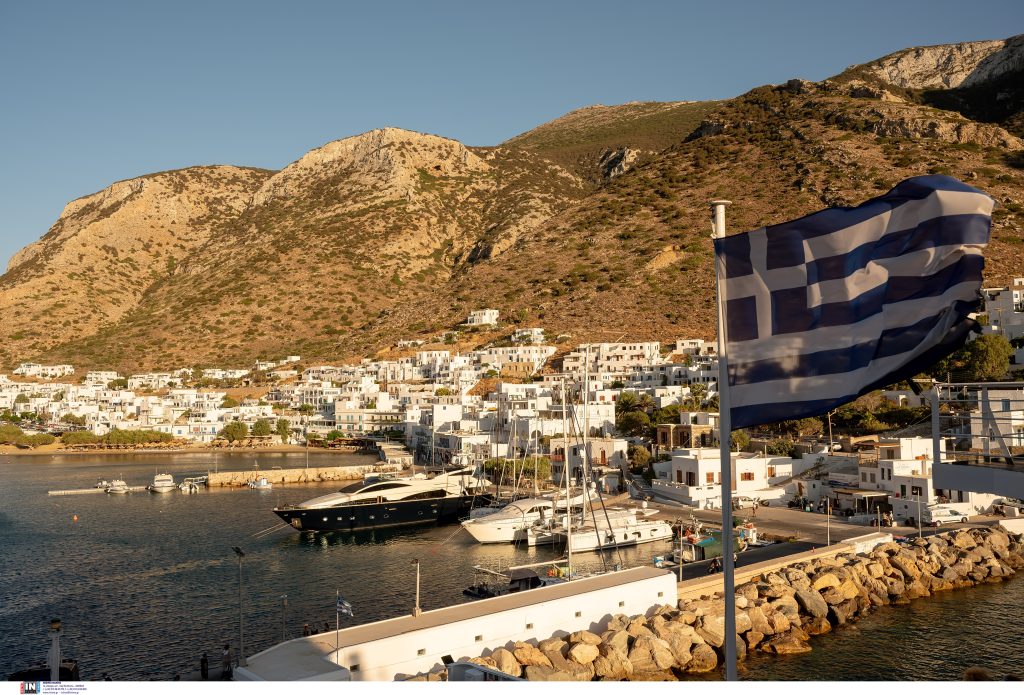 Ακόμα ένα ελληνικό νησί στους κορυφαίους διεθνείς ταξιδιωτικούς προορισμούς για το 2026