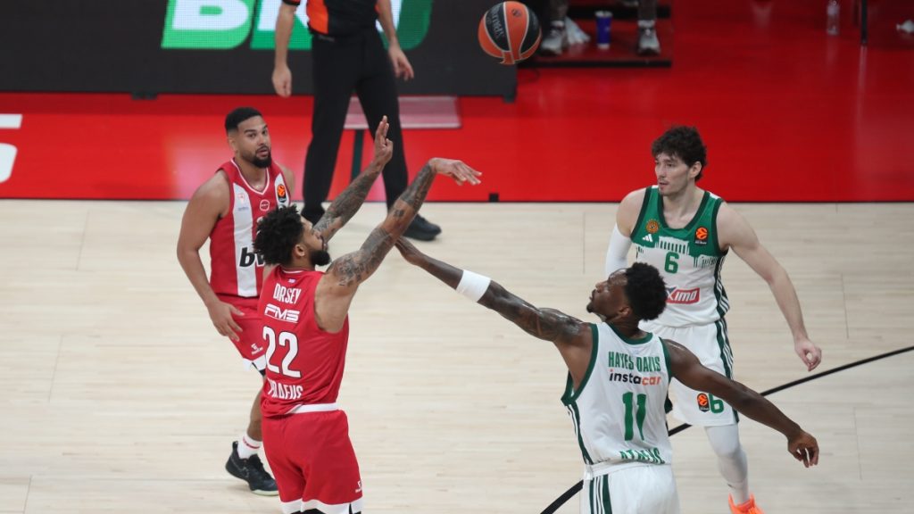 Euroleague: Βαρύ πρόστιμο στον Παναθηναϊκό για υπέρβαση του salary cap, τιμωρήθηκε και ο Ολυμπιακός