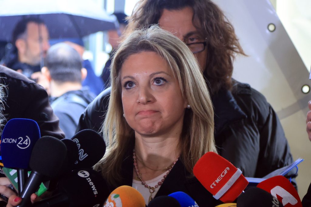 Δίκη για τα Τέμπη: Με εντάσεις η πρώτη μέρα – Υπό εξέταση το αίτημα Κωνσταντοπούλου για βιντεοσκόπηση, δεκτή η μαγνητοφώνηση