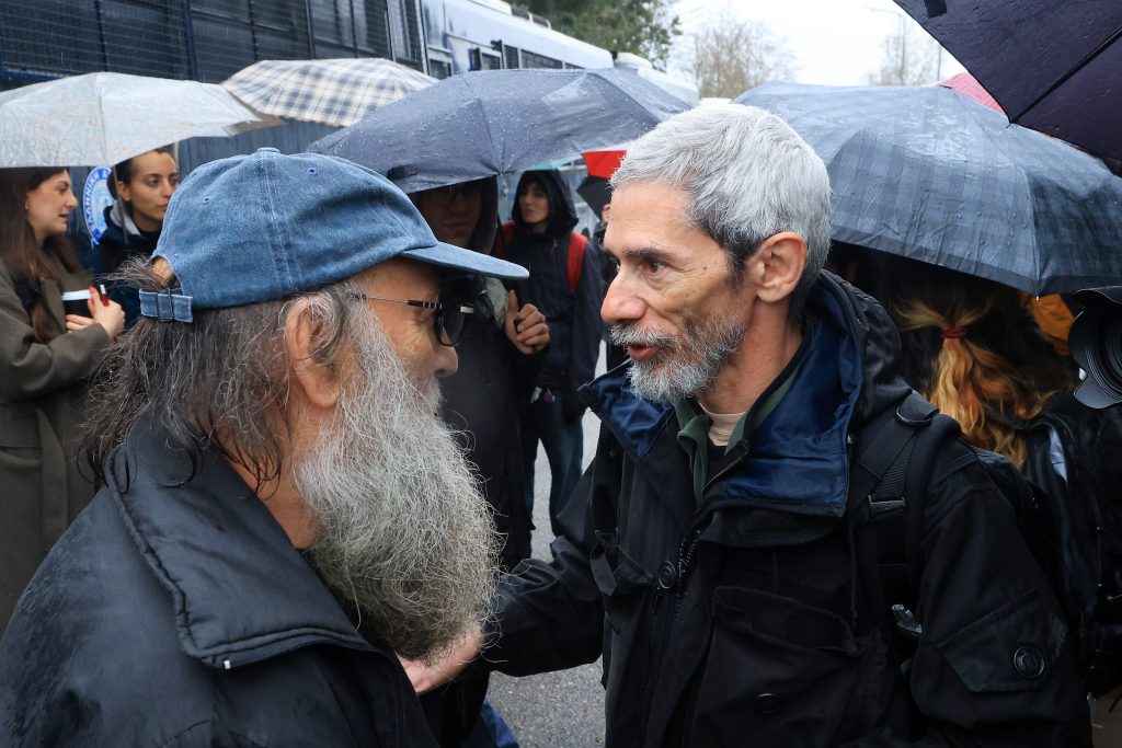 Δίκη για τα Τέμπη: Με εντάσεις η πρώτη μέρα – Υπό εξέταση το αίτημα Κωνσταντοπούλου για βιντεοσκόπηση, δεκτή η μαγνητοφώνηση