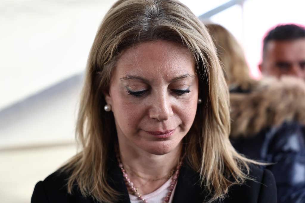 Καρυστιανού: «Δόλιος ελιγμός» η αποχή δικαστού για να κρυφτεί η αλήθεια στα Τέμπη – Είναι ξεκάθαρη αρνησιδικία