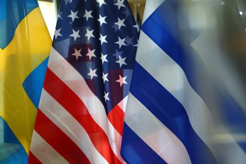 Έξι σκυλιά εγκλωβίστηκαν σε ταμιευτήρα άρδευσης στην Πιερία – Τα έσωσαν υπάλληλοι του δήμου