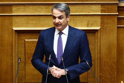 Βόλος: Προσποιήθηκαν υπάλληλο του ΔΕΔΔΗΕ και άρπαξαν 50.000 ευρώ, κοσμήματα και χρυσή λίρα