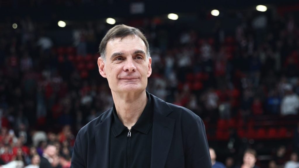 Μπαρτζώκας: «Λένε πως η πιο ταλαντούχα ομάδα κερδίζει την Euroleague…»