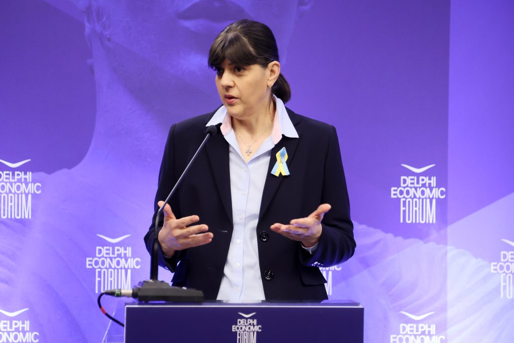 Κοβέσι στους Δελφούς: Συμφωνώ με τον πρωθυπουργό ότι πρέπει να ολοκληρωθεί η έρευνα για τα πολιτικά πρόσωπα – Διαφθορά υπάρχει σε όλες τις χώρες