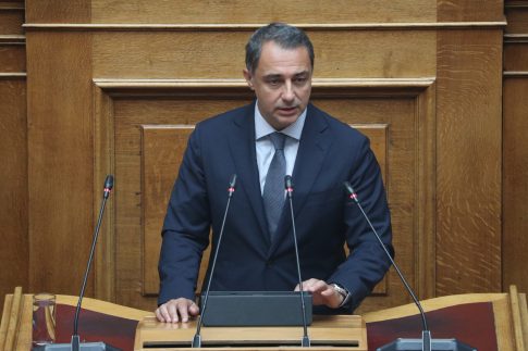 ΟΠΕΚΕΠΕ: Άρση της βουλευτικής τους ασυλίας ζητούν Τσιάρας, Κεφαλογιάννης και Σκρέκας