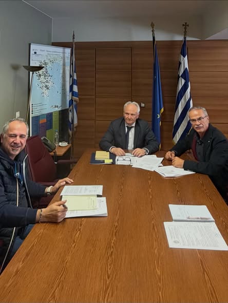 Χανιά: Τα προβλήματα στη δακοκτονία στη συνάντηση του δημάρχου Πλατανιά με τον Υφ. Αγροτικής Ανάπτυξης