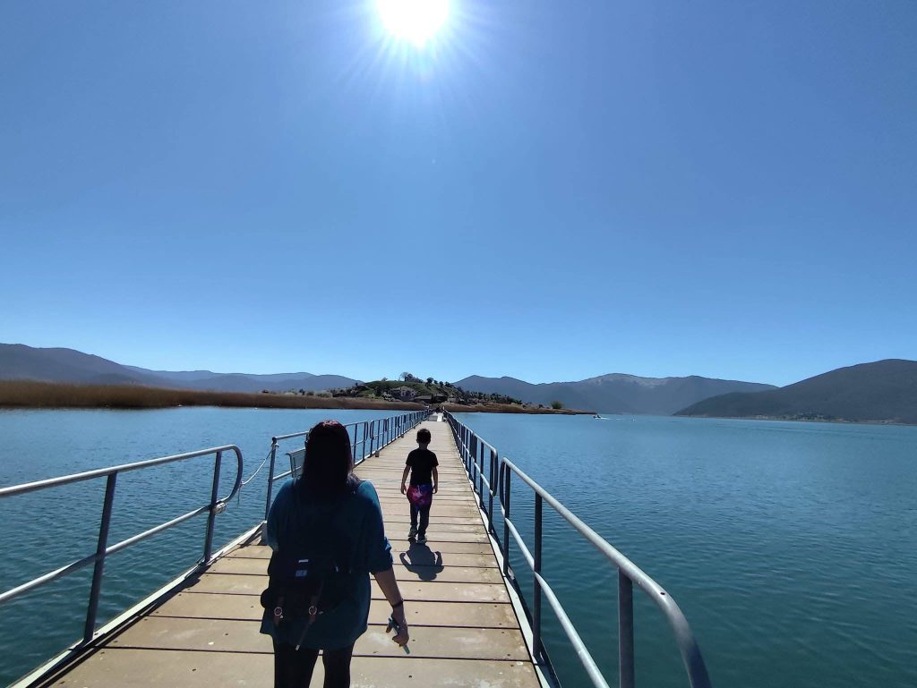 Οι Πρέσπες συνδυάζουν την οικοτουριστική εμπειρία με την πασχαλινή κατάνυξη