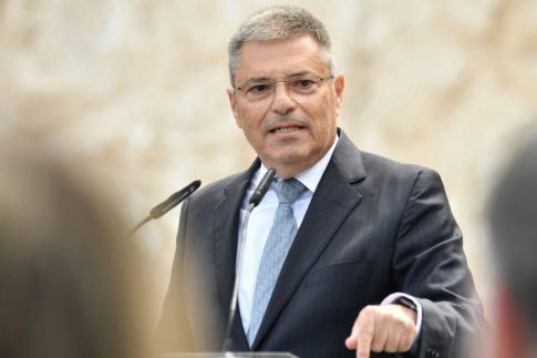 Στη Ζάκυνθο με ειδική πτήση από την Αθήνα θα φτάσει πρώτα το Άγιο Φως