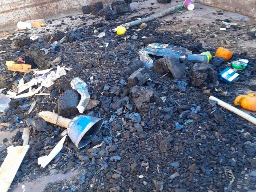 Χανιά: Σκηνικό τρόμου σε παιδική χαρά με ανήλικους δράστες – Έβαλαν φωτιές, πέταξαν βόμβες μολότοφ και προκάλεσαν ζημιές