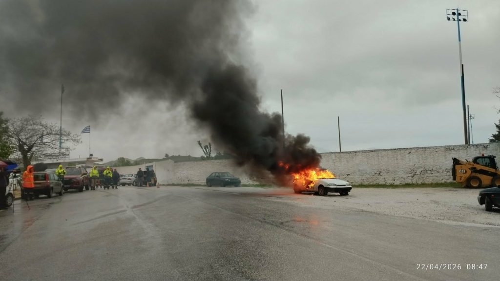 Σέρρες: Άσκηση ετοιμότητας της Πυροσβεστικής – Μέσω προσομοίωσης ο χρόνος αντιμετώπισης τροχαίου με απεγκλωβισμό τραυματία