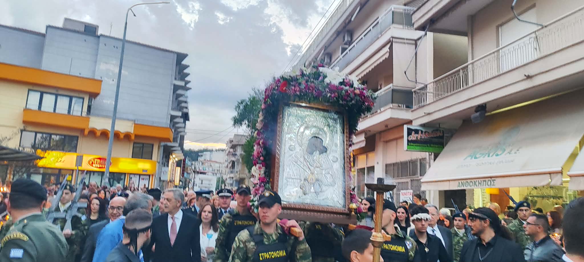 Κοζάνη – Κυριακή του Θωμά: Με λαμπρότητα η καθιερωμένη περιφορά της Παναγίας Ζιδανιώτισσας  ​